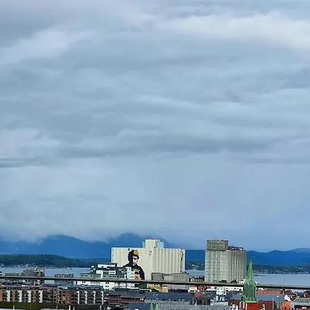 Sentralt Beliggende Leilighet * Stavanger