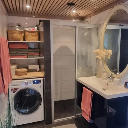 Sentralt Beliggende Leilighet Daire